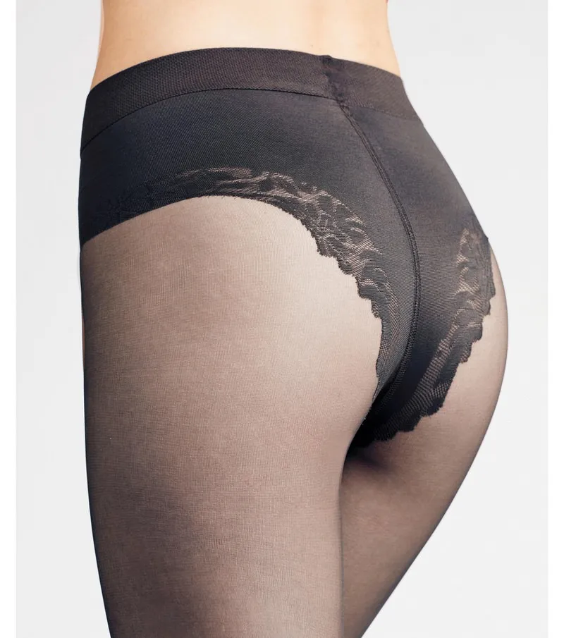 Detailaufnahme: Schwarze Damen Strumpfhose (20 DEN) mit Shaping-Effekt im Hüftbereich.