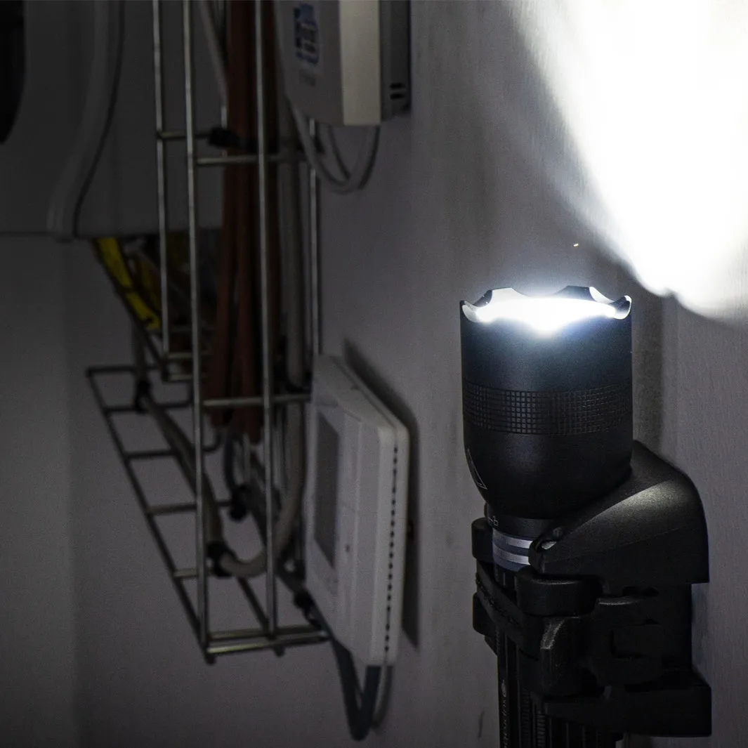 Suprabeam Q5xrs Defend Taschenlampe 2000 lm mit Ladestation