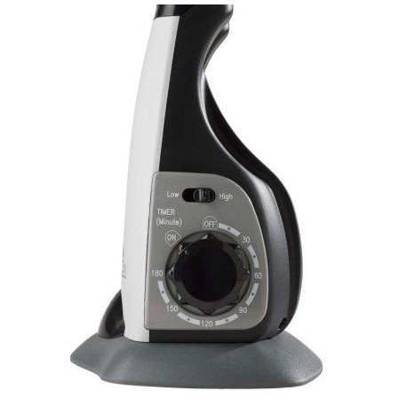 Detailaufnahme: Alpenheat UniversalDry, Bedienelemente. Drehknopf für Timer und Schalter für Heizstufen "Low" und "High".