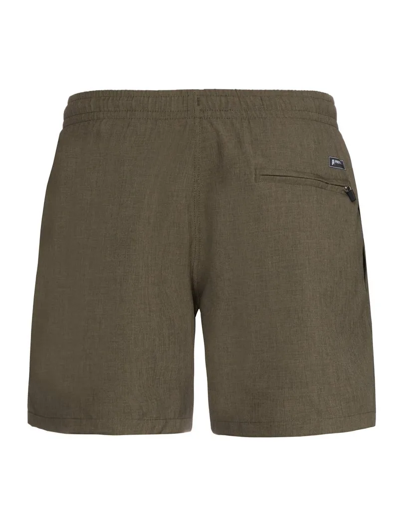 Grüne Protest Davey Badeshorts von hinten, mit elastischem Bund und Reißverschlusstasche.