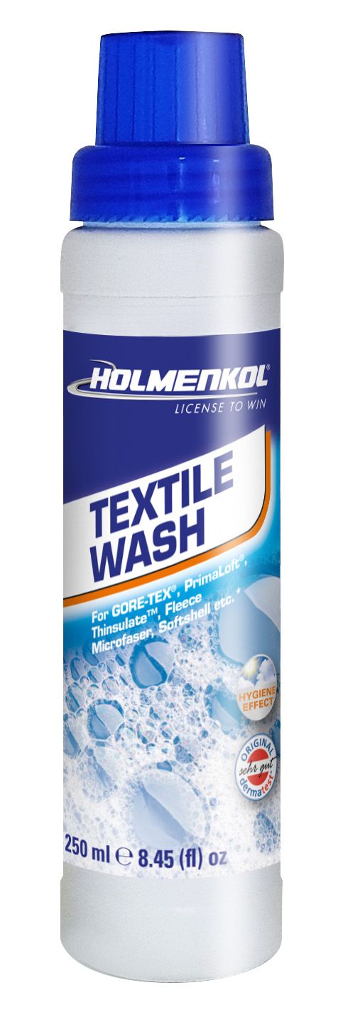 Flasche Holmenkol Textile Wash für Sport- und Funktionsbekleidung.