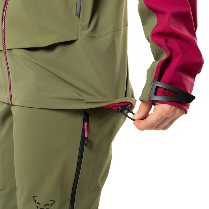 Beet Red Dynafit Beast Hybrid Women Jacket Detail: Saumregulierung und Ärmeldetails.