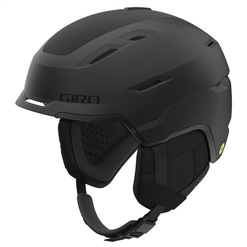 Mattschwarzer Giro Tor Spherical Mips Skihelm mit Ohrenpads und Kinnriemen, Frontansicht.