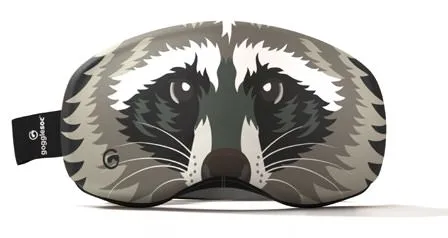 Skibrillen-Schutzhülle mit Waschbär-Design in Grau-, Schwarz- und Weißtönen.