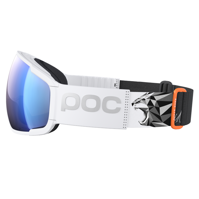 Weiße Skibrille POC Weiße Skibrille mit blauer Linse, "POC" Logo und geometrischem Tigerkopf am schwarzen Band.