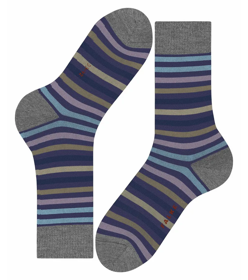 Zwei Falke Herren Socken, Ringeldesign in Viola, Grau, Blau und Braun.