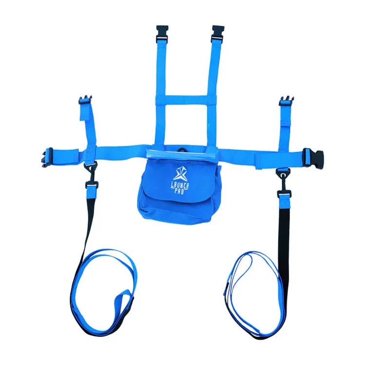 Leuchtend blaues Kinder-Skigeschirr mit verstellbaren Schulter- und Hüftgurten mit schwarzen Schnallen. Vorn mittig eine kleine blaue Tasche mit weißem „LAUNCH PRO“-Logo. Am Hüftgurt hängen 2 blaue Leinen mit schwarzem Griff.