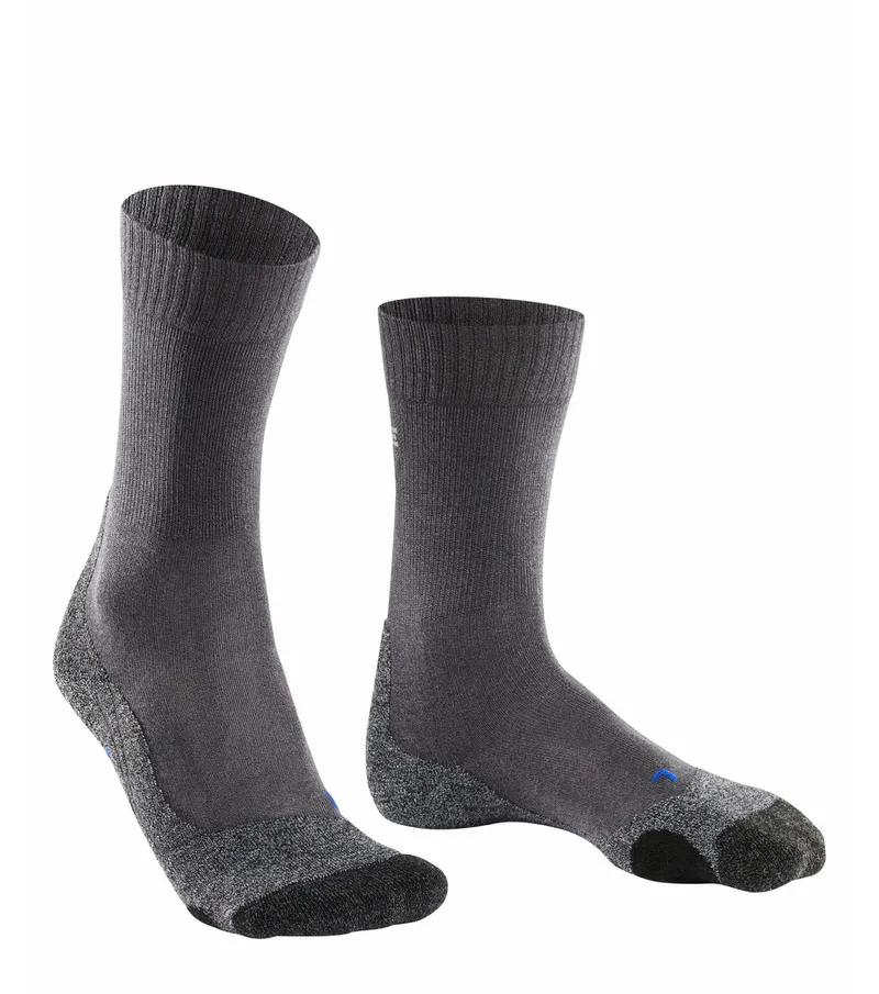 Zwei graue TK2 Cool Herren Trekking Socken mit verstärkter Ferse und Zehenpartie.