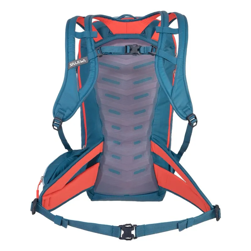 Rückenansicht des Salewa Randonnee 30W Rucksacks in Blue Sapphire mit roten Akzenten und Tragesystemdetails.