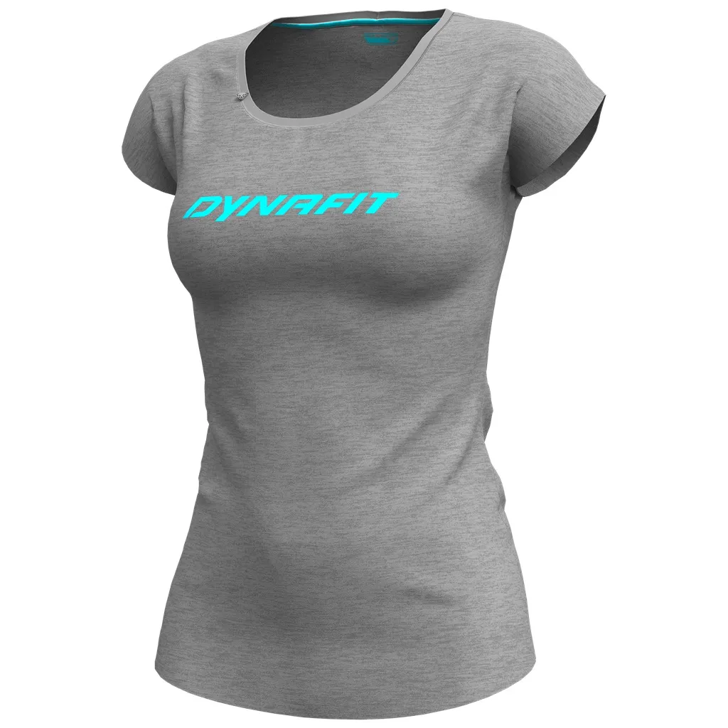 Graues Dynafit 24/7 Drirelease Tee für Damen, mit blauem Logo auf der Brust.