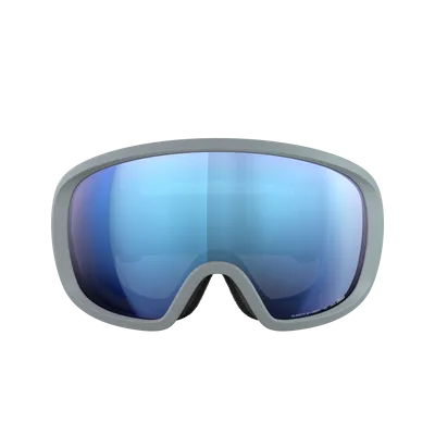 Graue Skibrille mit bläulich verspiegelten Gläsern vor einem weißen Hintergrund.
