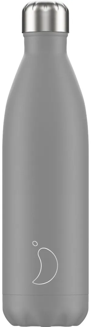 Eine graue Chillys Trinkflasche (750ml) mit silbernem Deckel und weißem Logo im unteren Bereich, pulverbeschichtet.