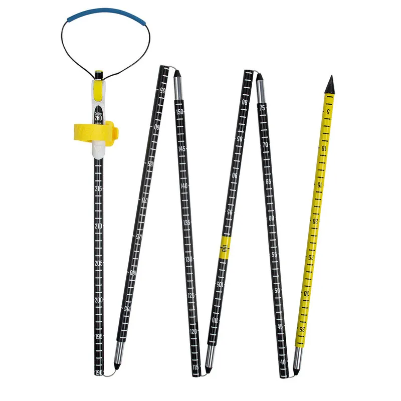 Auseinandergezogene, mehrteilige Lawinensonde Pieps Carbon 260 Pro mit Längenangaben und Spannsystem.