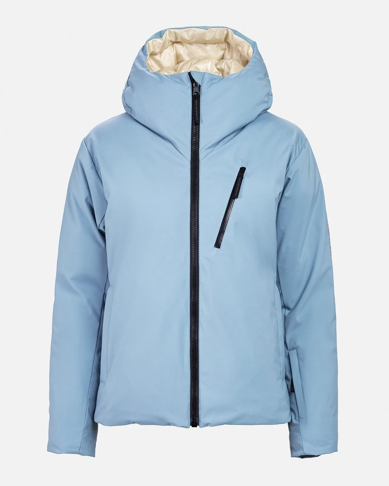 Hellblaue Daunenjacke mit Kapuze und schwarzem Reißverschluss, Frontansicht.