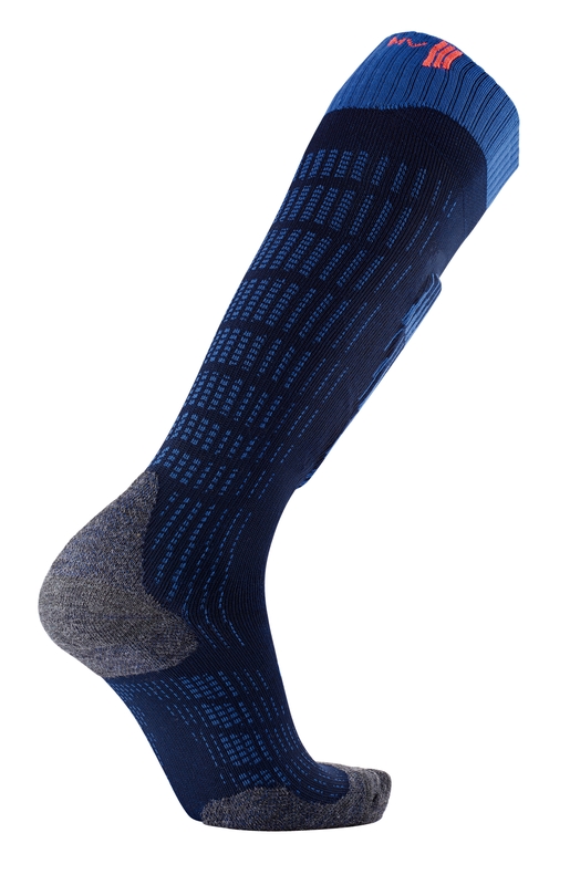 Dunkelblaue Skisocke mit verstärkten Zonen und Schienbeinschutz. Anatomischer Schnitt für Komfort.