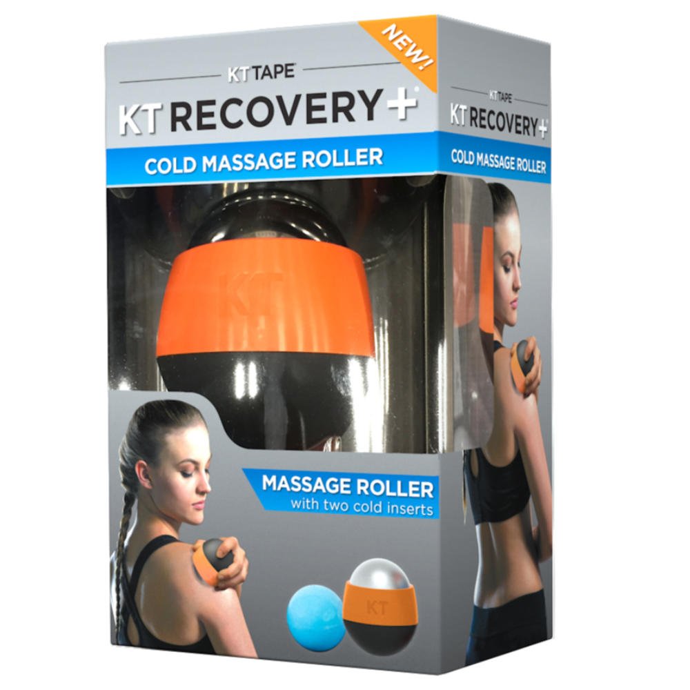 Verpackung des KT RECOVERY Cold Massage Rollers mit Anwendungsbeispiel und Zubehör.