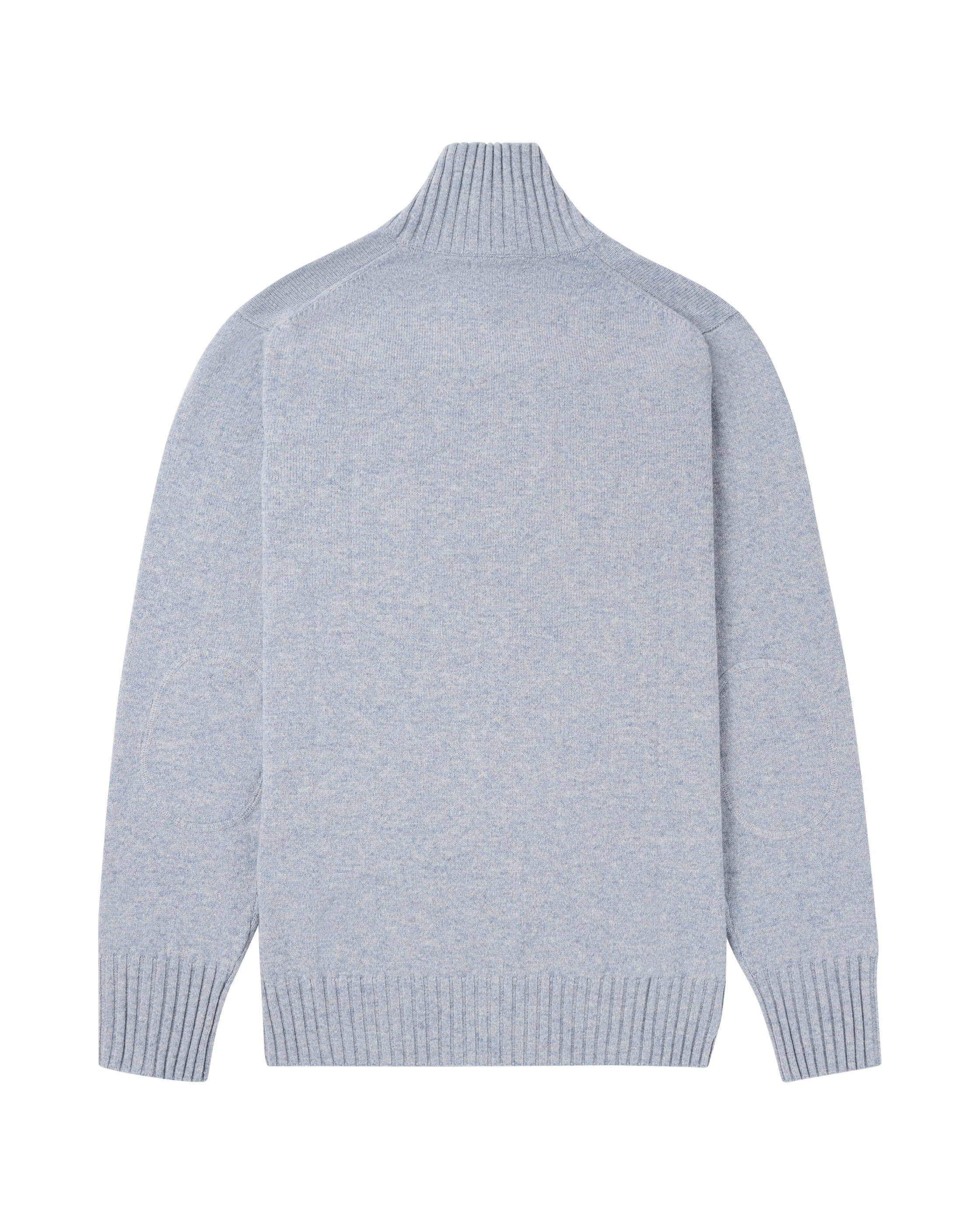 Heller, hellblauer Strickpullover mit Stehkragen, gerippten Bündchen und Ärmeln, isoliert auf Weiß.