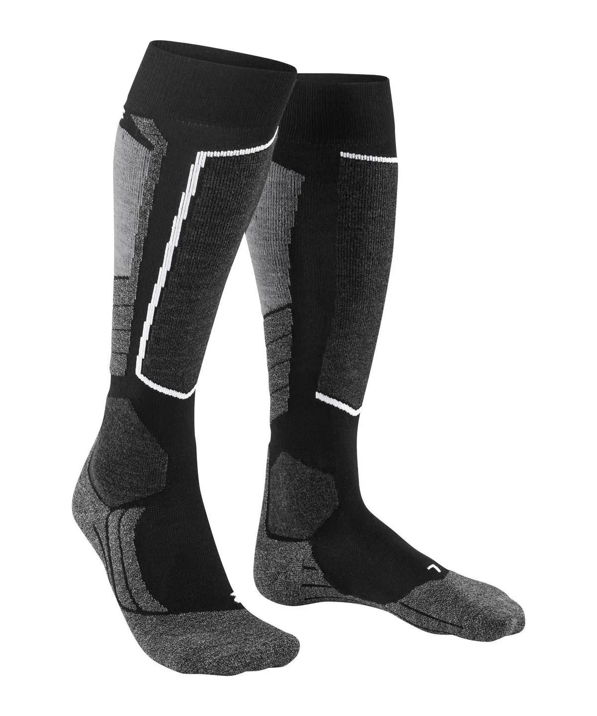 Ein Paar schwarze und dunkelgraue, kniehohe Sportsocken auf weißem Hintergrund. Die Socken haben verstärkte Bereiche an Schienbein, Ferse und Zehen, die durch hellere graue Muster und feine weiße Linien hervorgehoben werden, um Komfort und Halt zu bieten.