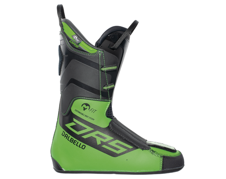 Grün-schwarzer Skischuh von Dalbello, Seitenansicht. Das DRS-Logo ist auf der grünen Fläche des Schuhs gedruckt.