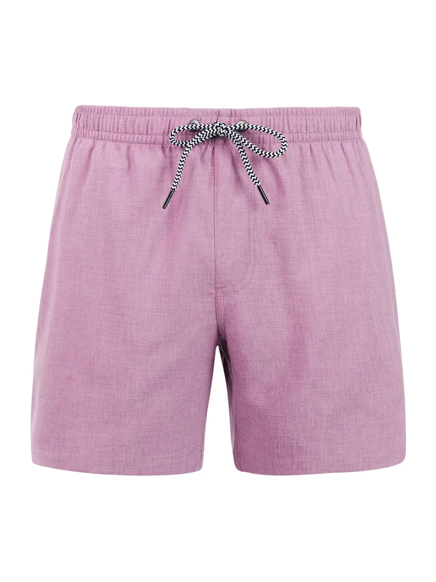 Pflaumenfarbene Badeshorts mit elastischem Bund und Kordelzug in Schwarz-Weiß.