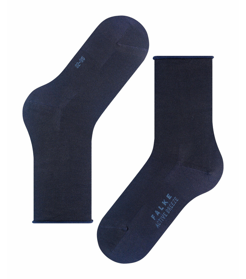 FALKE Active Breeze Socken Dunkelblaue FALKE Active Breeze Damen Socken, eines liegend und eines stehend mit Rollbündchen.
