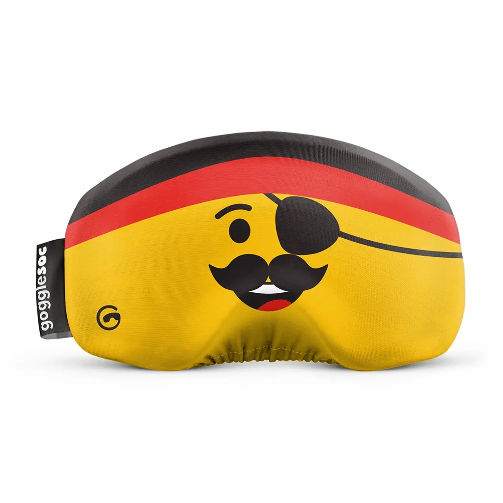 Gelbe Skibrillen-Schutzhülle mit Piratenmotiv, Augenflicken, Schnurrbart und Deutschlandfarben oben.