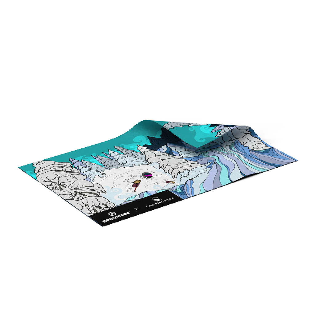 Brillenputztuch mit Winterlandschaft, Bergen, Bäumen und Skifahrern in Weiß, Blau und Türkis. Musterdetails.