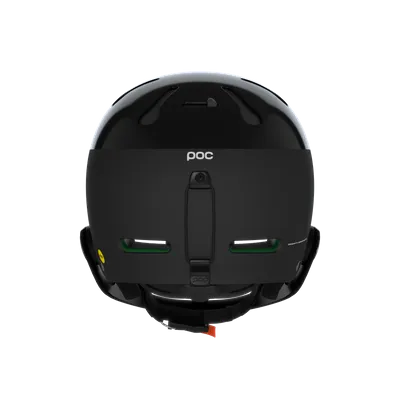 Schwarzer Skihelm, Rückansicht, mit Belüftungsschlitzen und dem POC-Logo. Kinnriemen sind sichtbar.