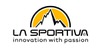 Logo von La Sportiva mit Bergsilhouette in Gelb über dem Markennamen und dem Slogan „Innovation with passion".